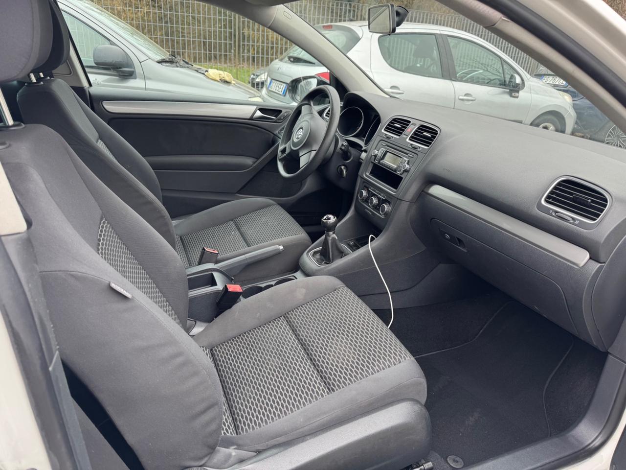 Volkswagen Golf 1.2 TSI 5p. Trendline BlueM. Tech.