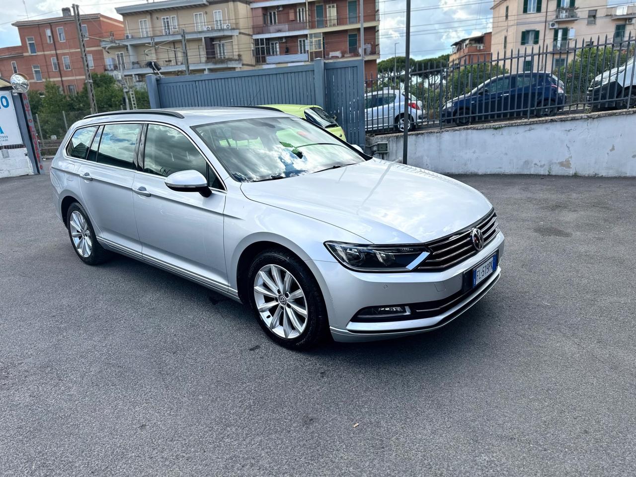 Volkswagen Passat 2.0 TDI DSG Business BlueMotion Technology