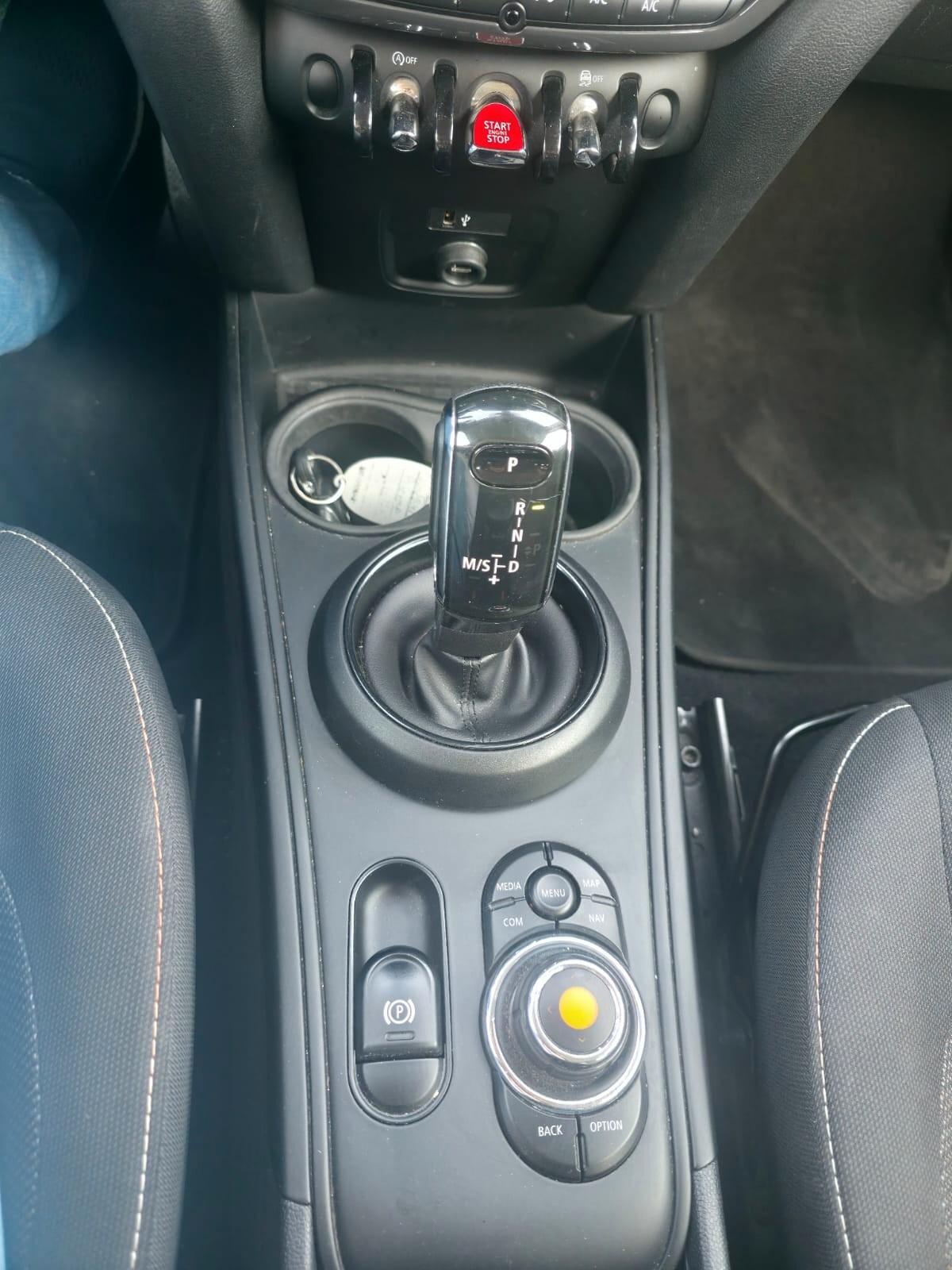 Mini Cooper D Countryman 2.0 Business Automatica