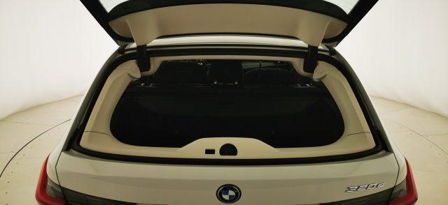 BMW 320 e Touring CAMBIO AUTOMATICO