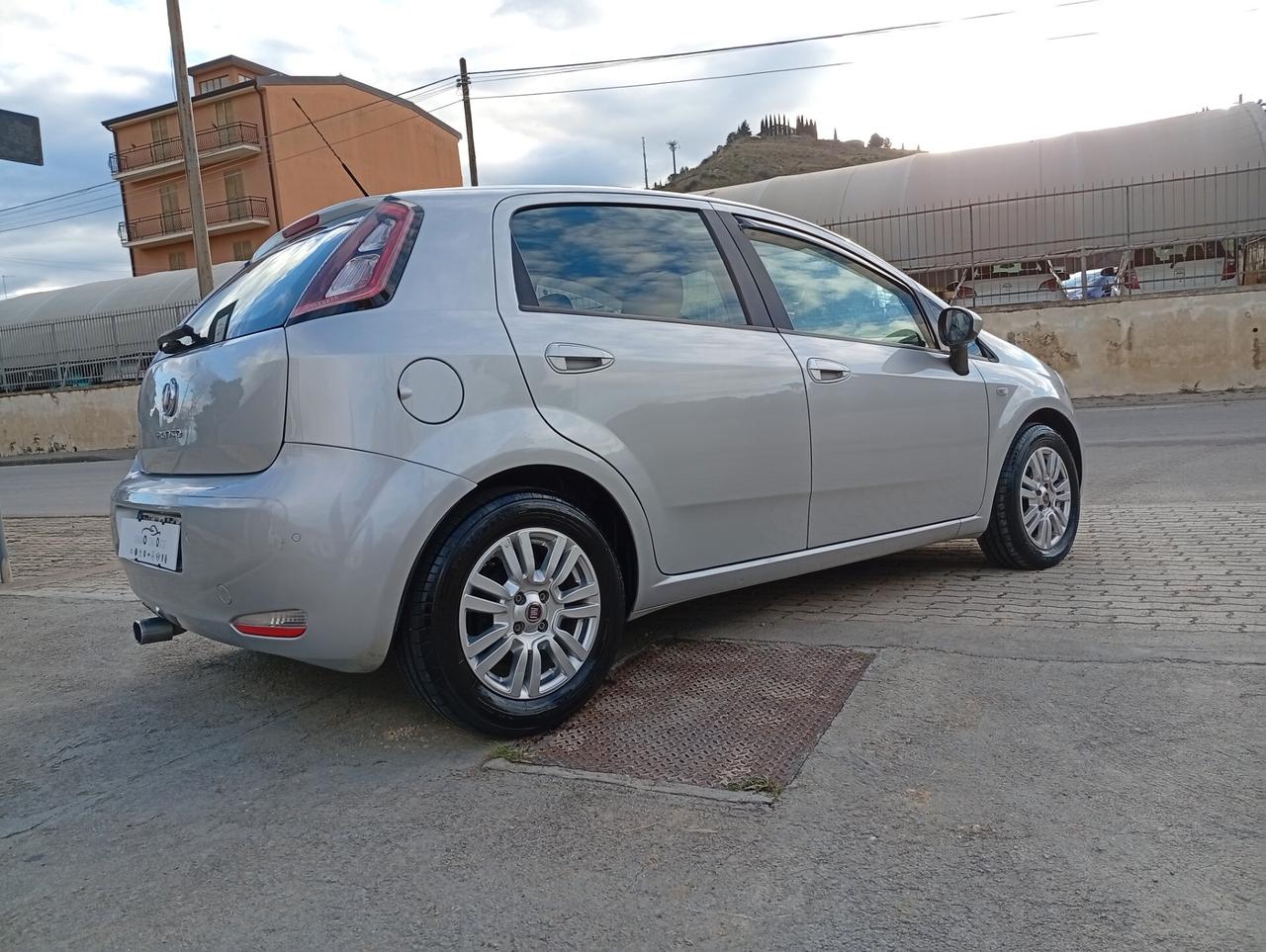 Fiat Punto 1.3 MJT II 75 CV 5 porte Lounge
