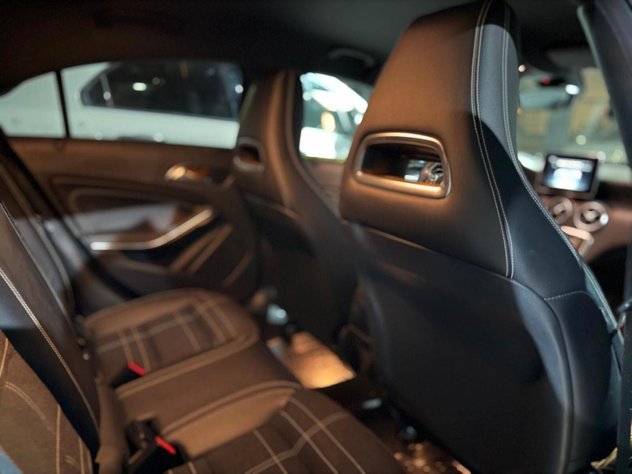 Mercedes-benz A 200 d Automatic 4Matic Premium UNICO PROPRIETARIO