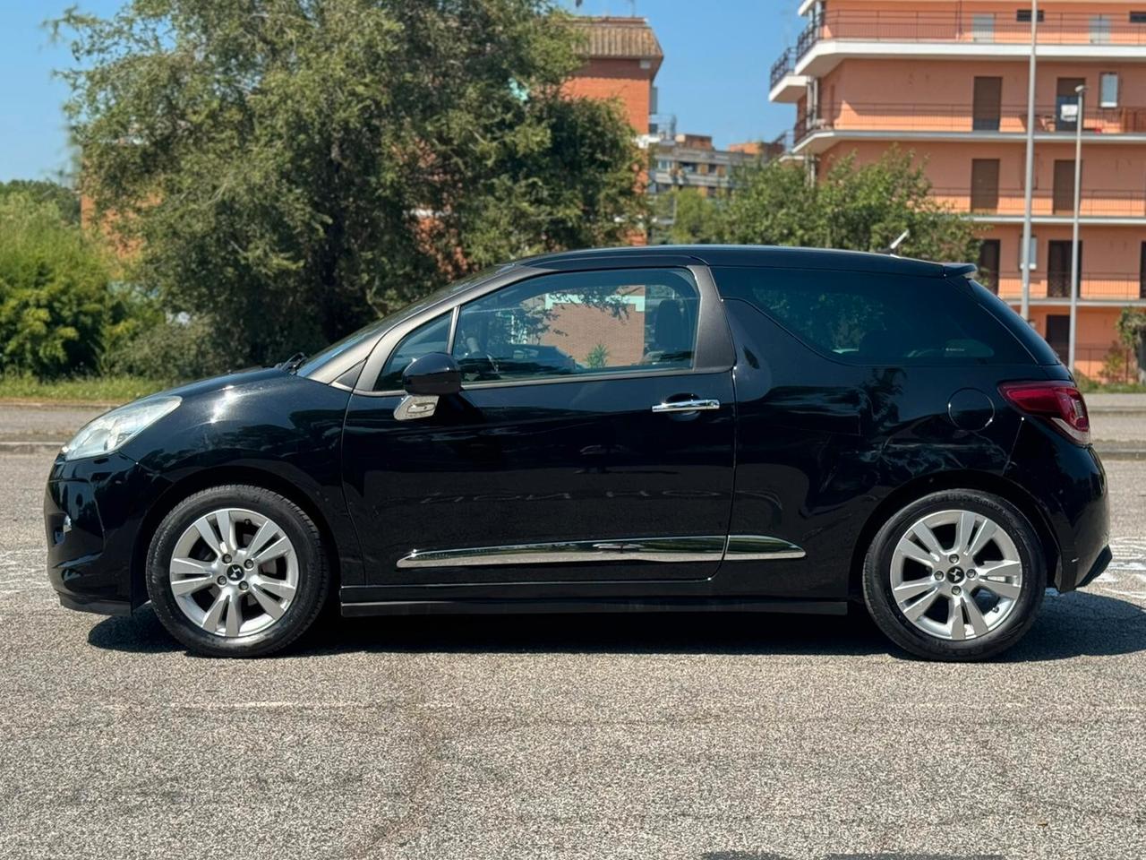 Ds DS3 3 1.2 VTi 82CV Just Black -PREZZO REALE-