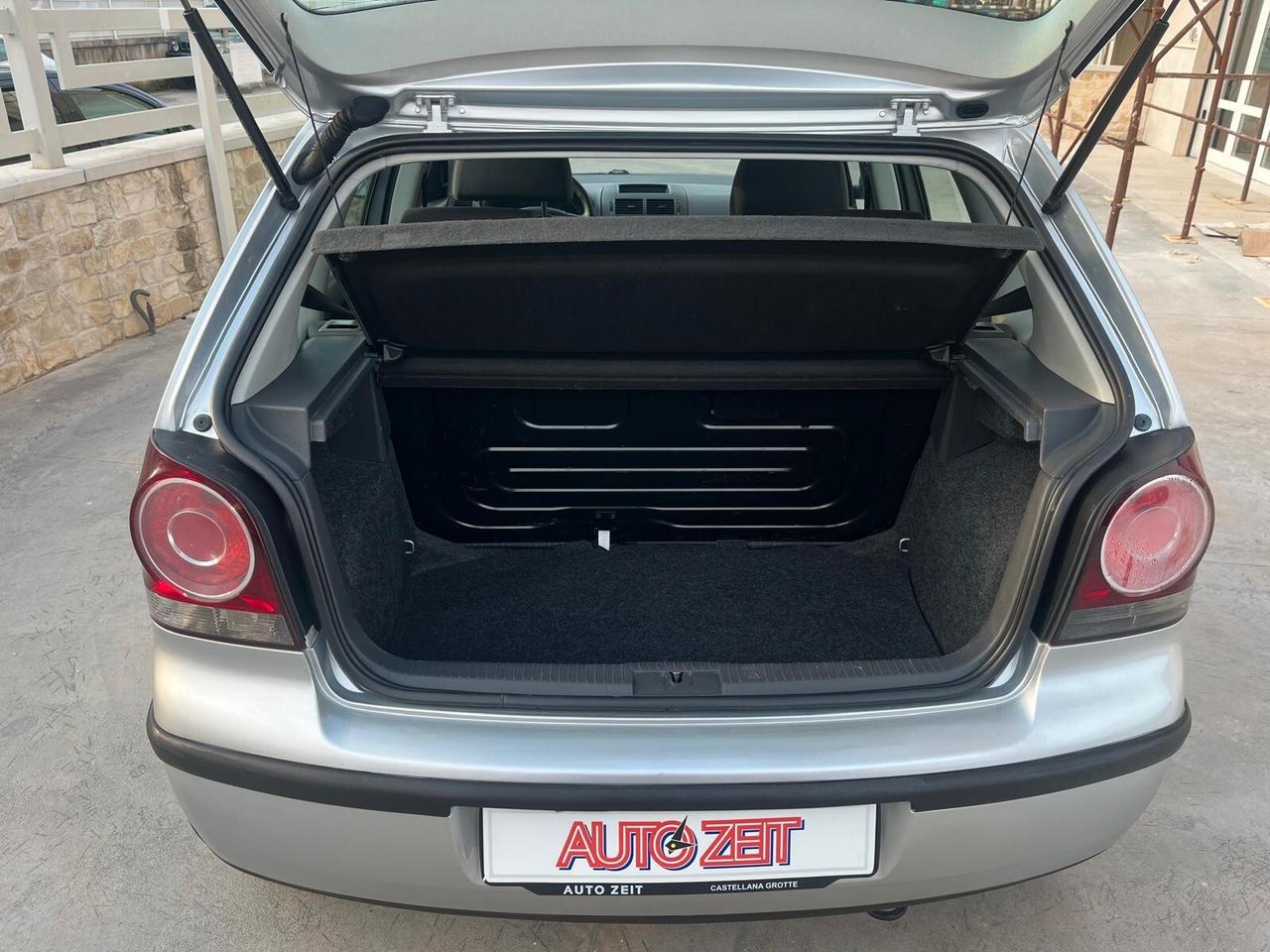 Volkswagen Polo 1.2/60CV 5p. Trendline