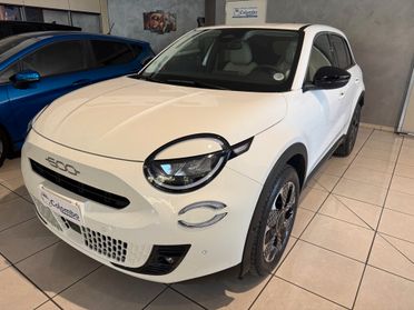 Fiat 600 1.2 hybrid La Prima 110cv auto Navi Led App conn Cam 18" Neopat
