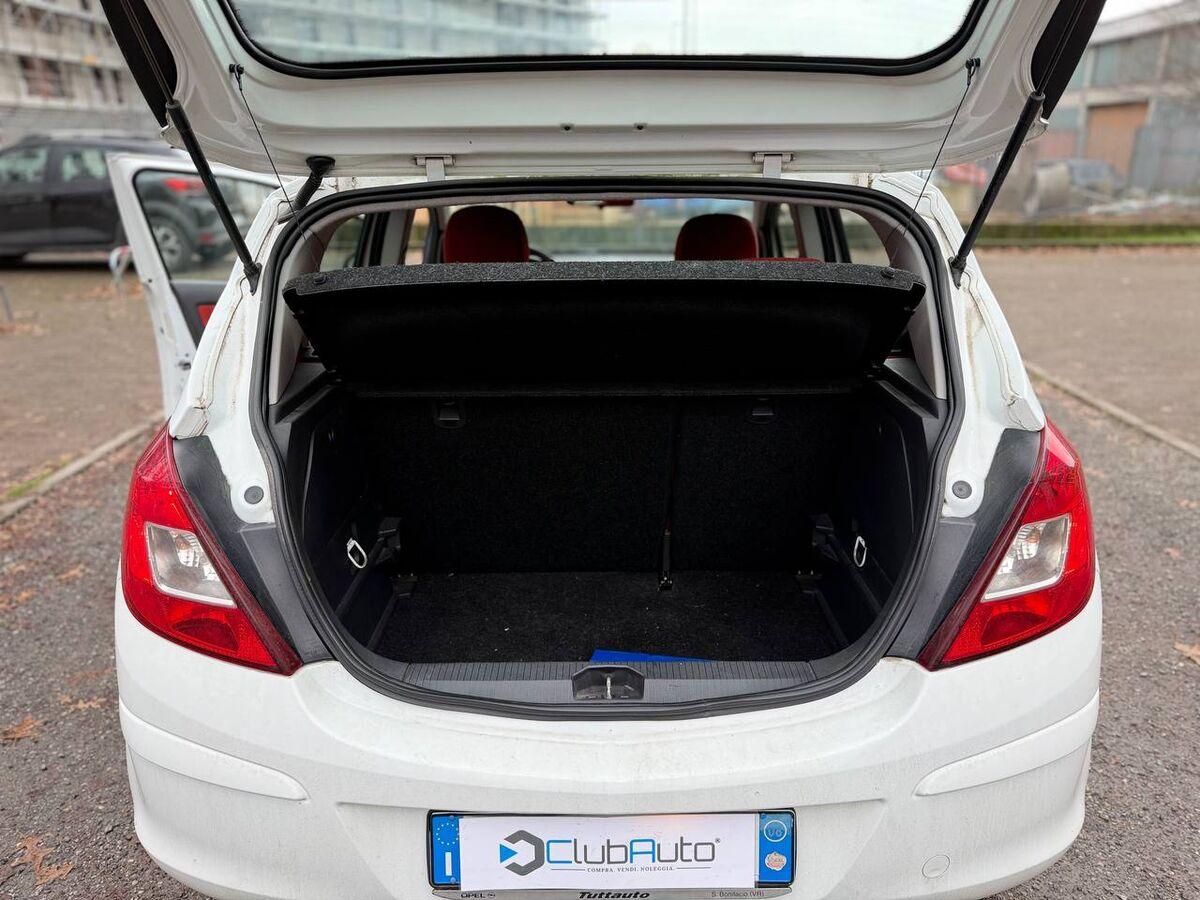 Opel Corsa 1.2 Enjoy 5p