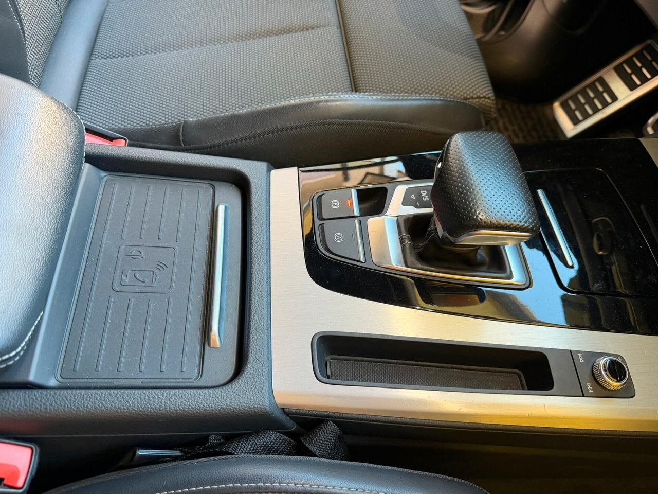 Audi Q5 2.0cc diesel 12 mesi garanzia-2021