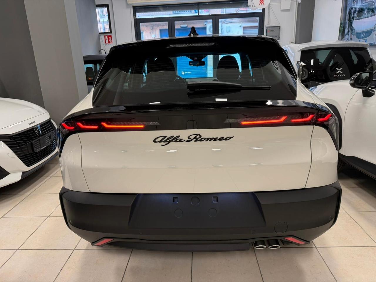 Alfa Romeo Junior 1.2 145 CV Hybrid eDCT6 RATE DA 260 AL MES