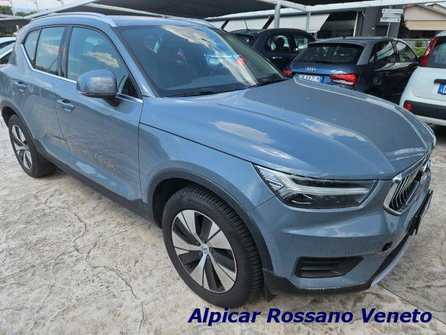 VOLVO XC40 automatico Business PLAGHIN