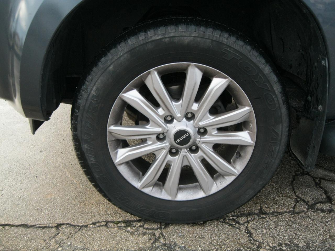 Isuzu D-Max 1.9 Crew Cab 4X4 A/T Solar Plus