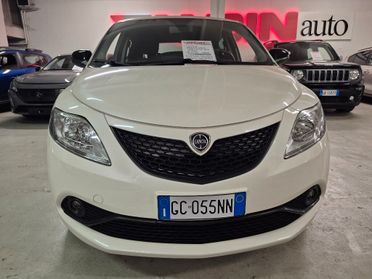 Lancia Ypsilon 1.0 FireFly 5 porte S&S Hybrid Ecochic Gold