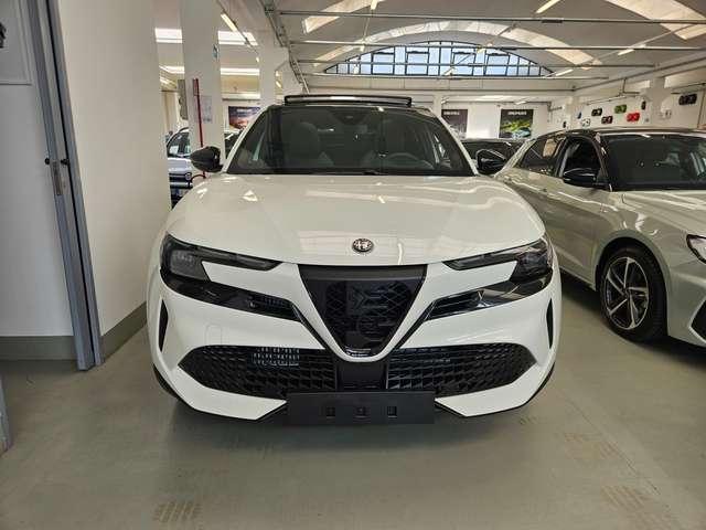 Alfa Romeo Junior Junior 1.2 ibrida Speciale edct6 - Tetto apribile