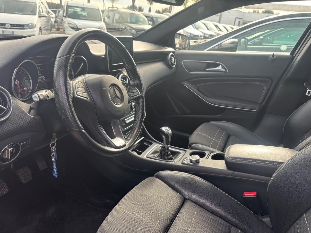 Mercedes-benz A 180 d Premium 2016