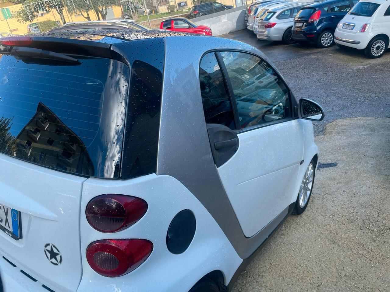 Smart ForTwo 1000 52 kW coupé pure