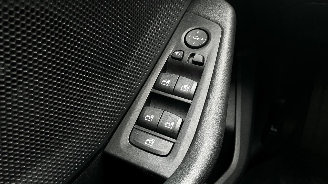 BMW 116 1.5 ADVANTAGE 116CV - CARPLAY, CRUISE CONTROL, NEOPATENTATI