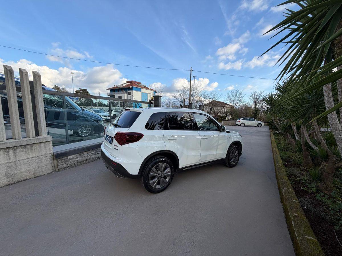 SUZUKI - Vitara - 1.4 Hybrid Top
