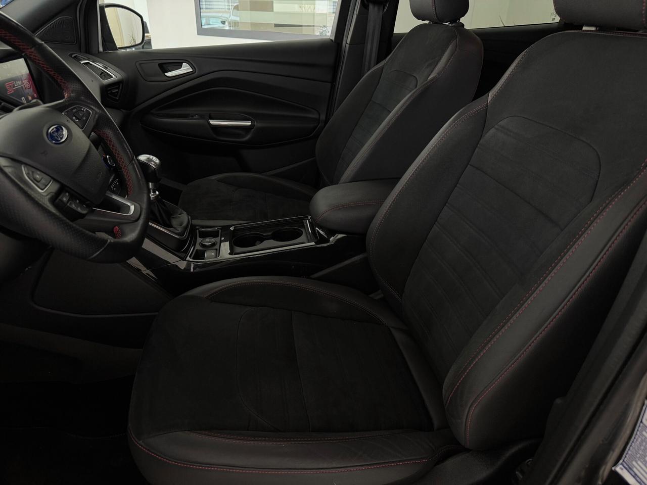 Ford Kuga 1.5 TDCI 120 CV ST-Line