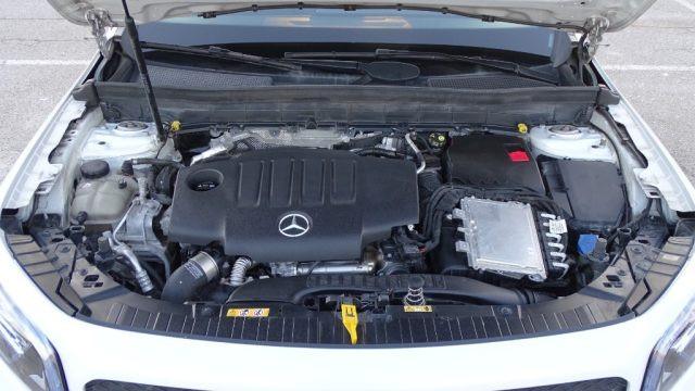 MERCEDES-BENZ GLB 200 d, Automatica, Sport Plus, Tetto elet. Garanzia..