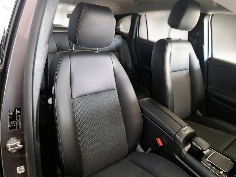MERCEDES-BENZ GLA 200 d Automatic Business Extra