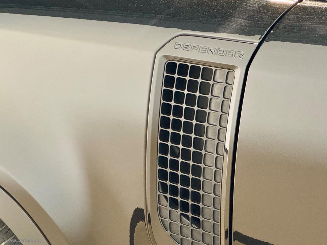 LAND ROVER Defender 110 3.0D I6 200 CV X-Dynamic SE N1