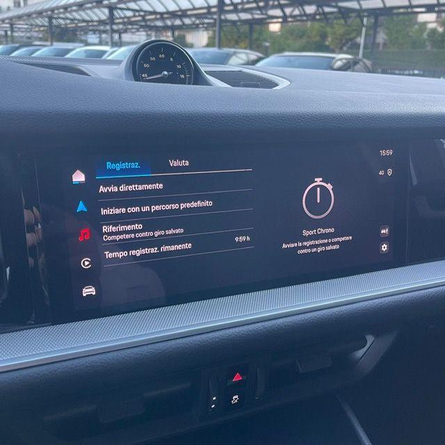 PORSCHE - Cayenne COUPE- 3.0 V6 E-Hybrid