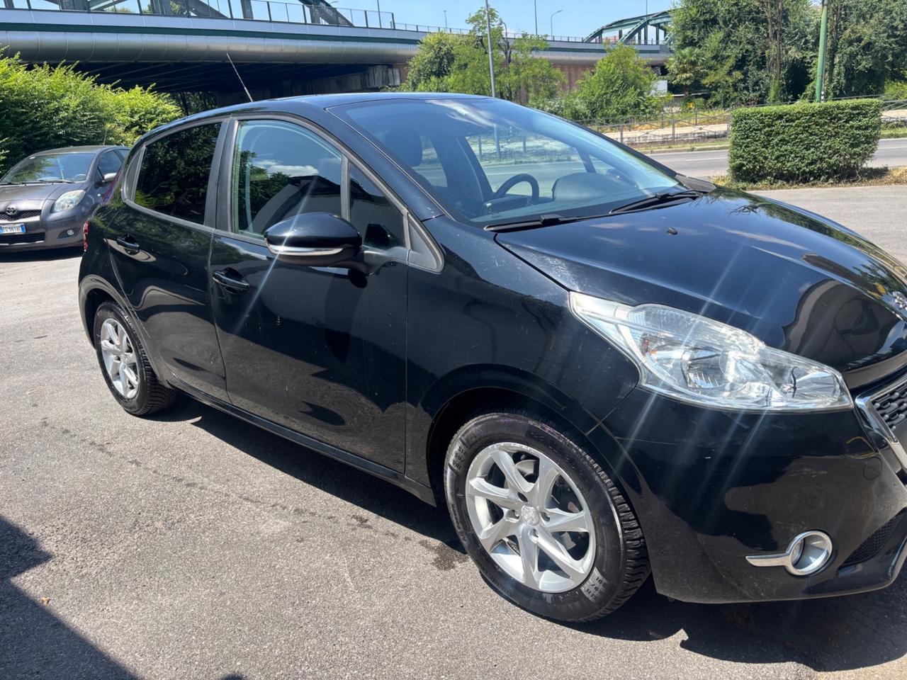 Peugeot 208 1.2 VTi 82 CV 5 porte Active