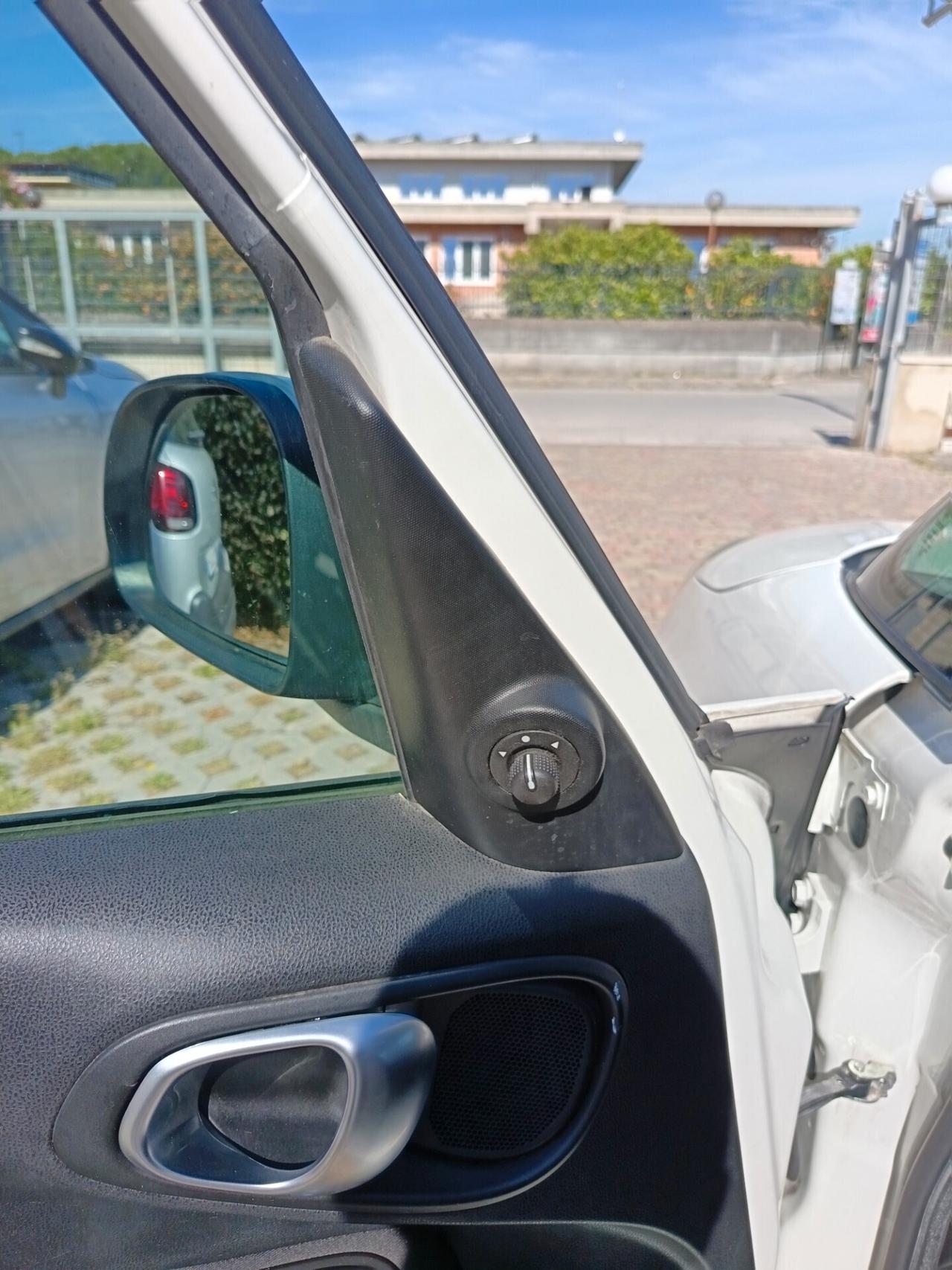 Fiat 500L 1.4 T-Jet 120 CV GPL Lounge con SERBATOIO GPL REVISIONATO