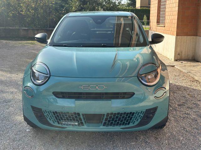 FIAT 600 1.2 Hybrid DCT MHEV 100 CV NUOVO