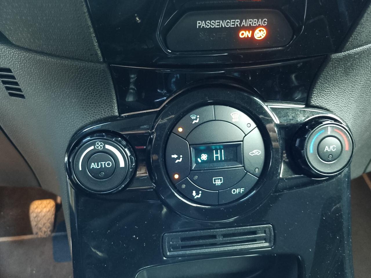 Ford Fiesta 1.0 100CV 5P. Black&Edition 2015