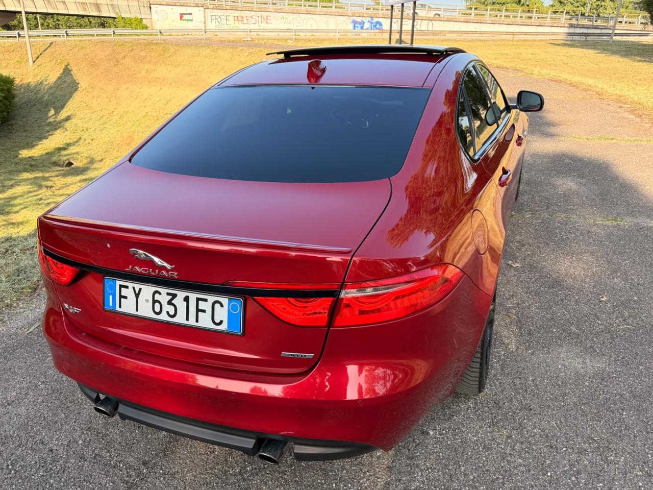 Jaguar XF 2.0D 240 CV AWD R-Sport full pelle tetto