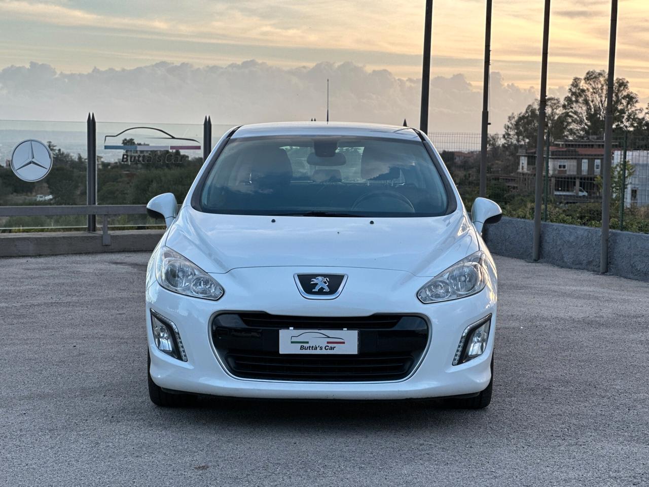 Peugeot 308 1.6 8V e-HDi 115CV Stop&Start 5p. Access