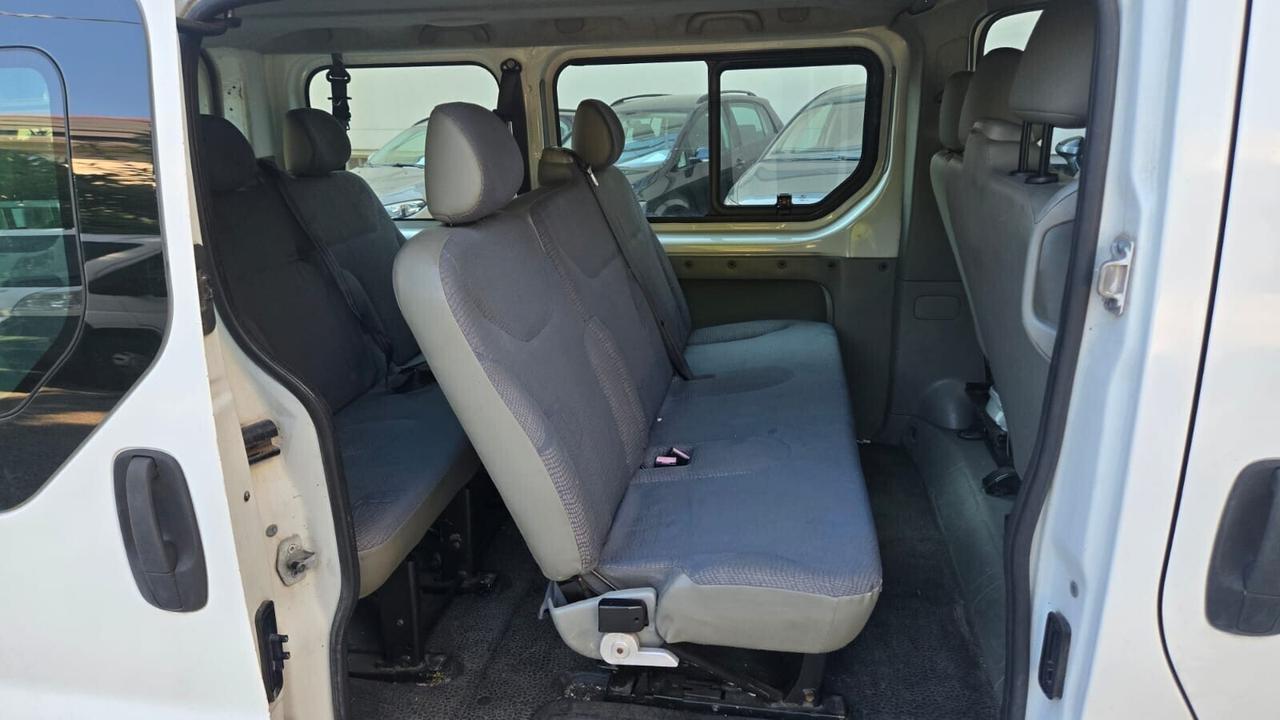 Renault Trafic T29 1.9 dCi/100CV PC-TN Combi