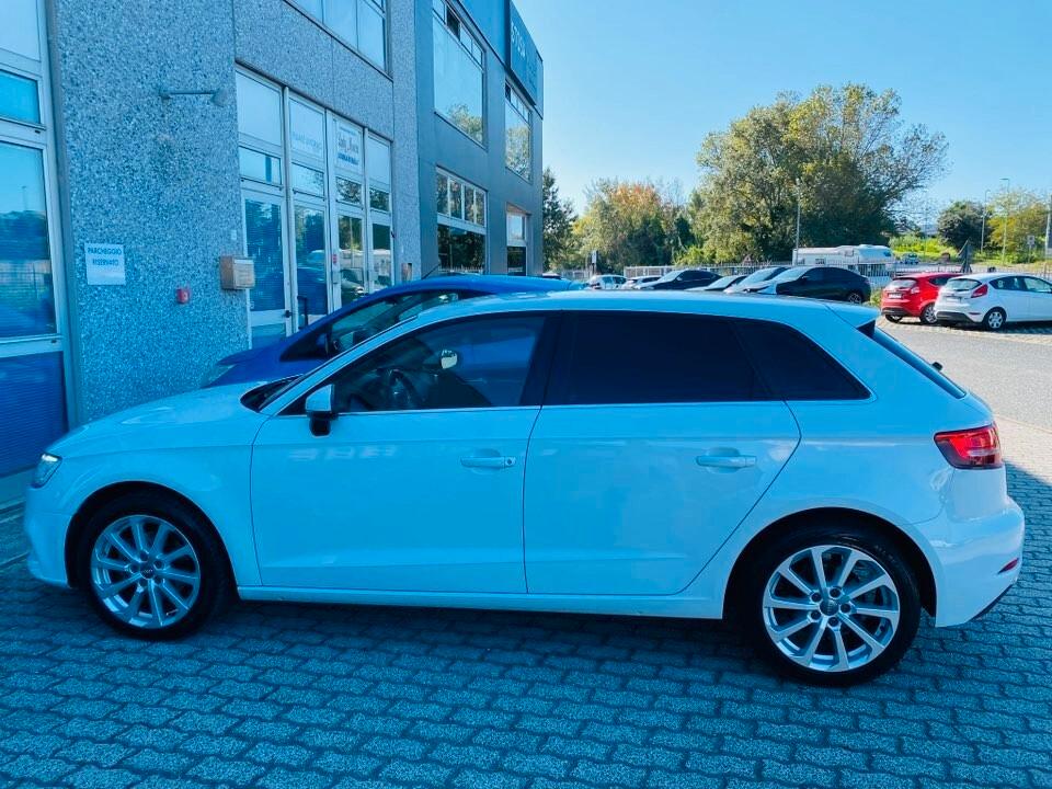 Audi A3 SPB 1.6 TDI CLEAN DIESEL QUATTRO EDITION