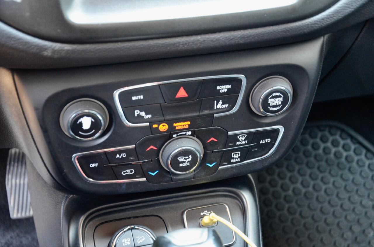 JEEP COMPASS 2.0 MJT TRAILHAWK 4wd 170cv AUTO, UNICOPROPRIETARIO, UFF ITALIANA, EURO 6D, BICOLOR, FARI LED, APPLE ANDROID, PERMUTE