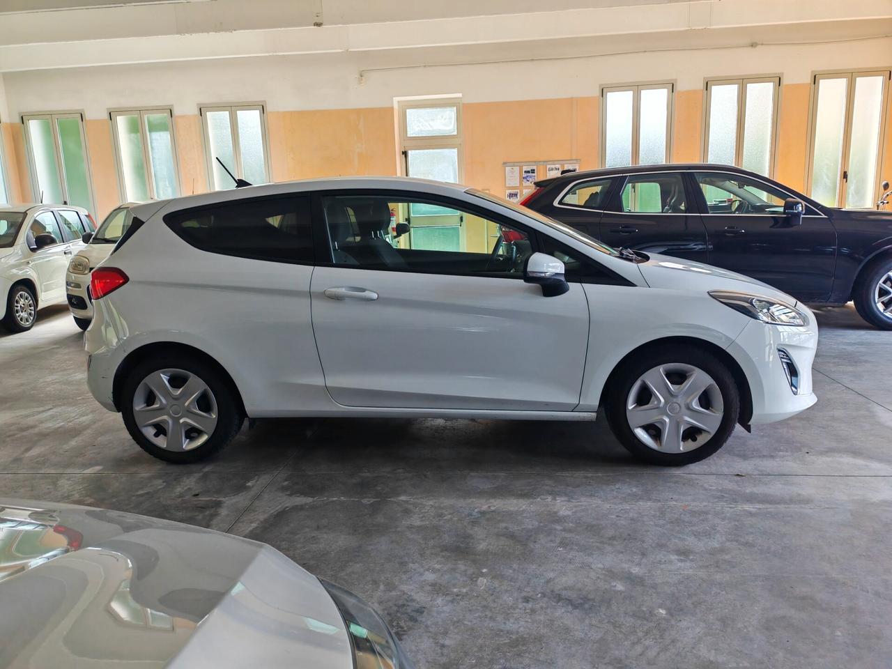 Ford Fiesta VAN hybrid 125cv Autocarro N1 2 posti uniprop