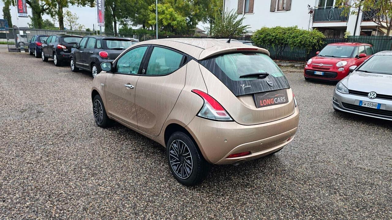 Lancia Ypsilon 0.9 TwinAir 5 porte Metano Ecochic Gold Neopatentati