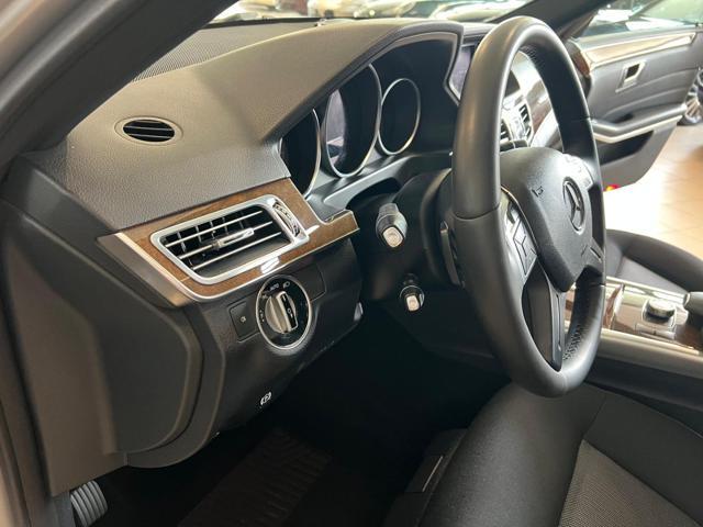 MERCEDES-BENZ E 220 BlueTEC S.W. 4Matic Automatic Business