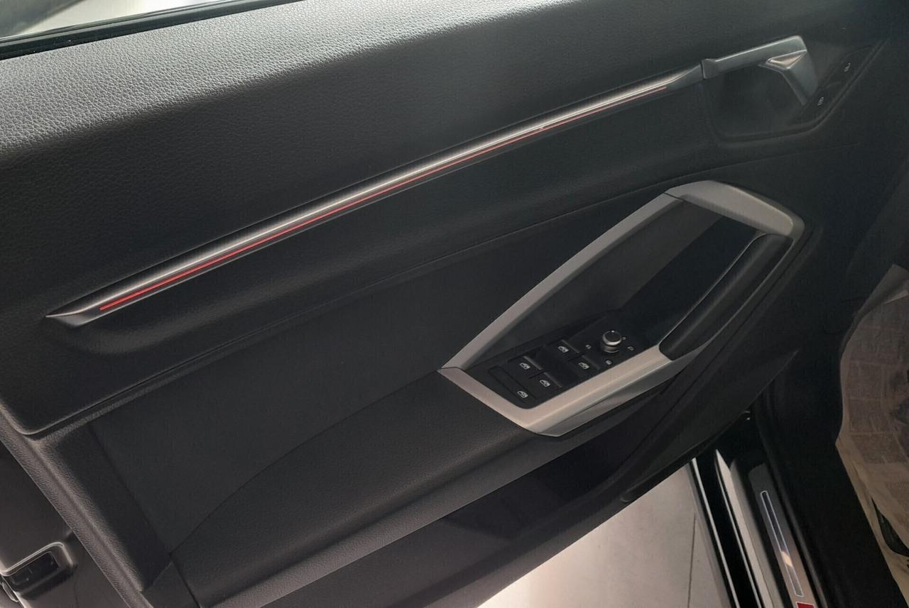 Audi Q3 35 TDI sportback S tronic S line IDENTITY BLACK