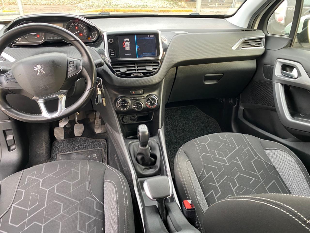 Peugeot 2008 PureTech 82 Allure