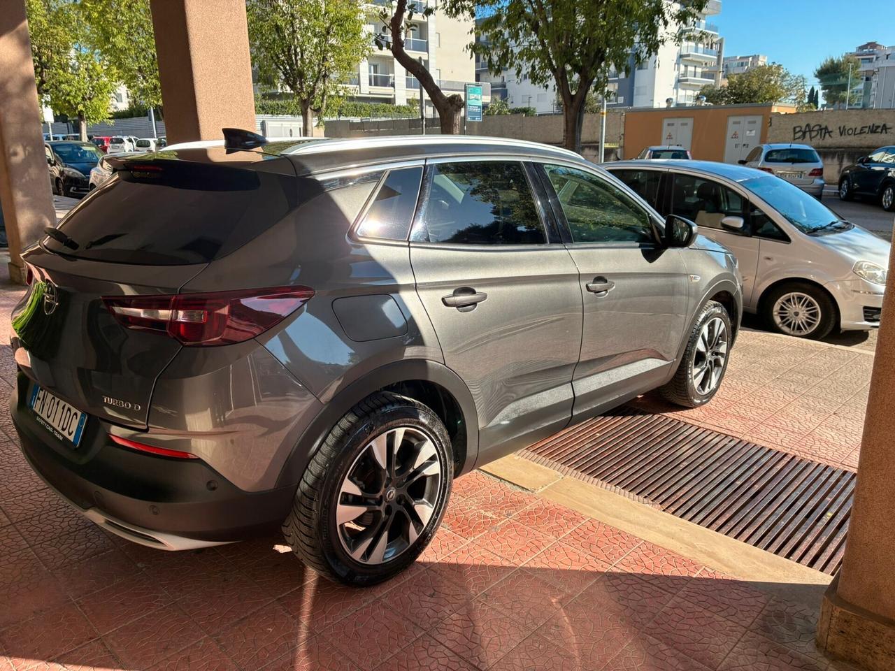 Opel Grandland X 1.6d perfetta garantita-2018