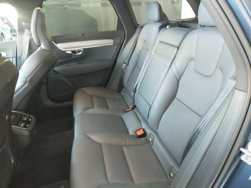 Volvo V90 Cross Country B4 (d) AWD Geatronic Business Pro Line