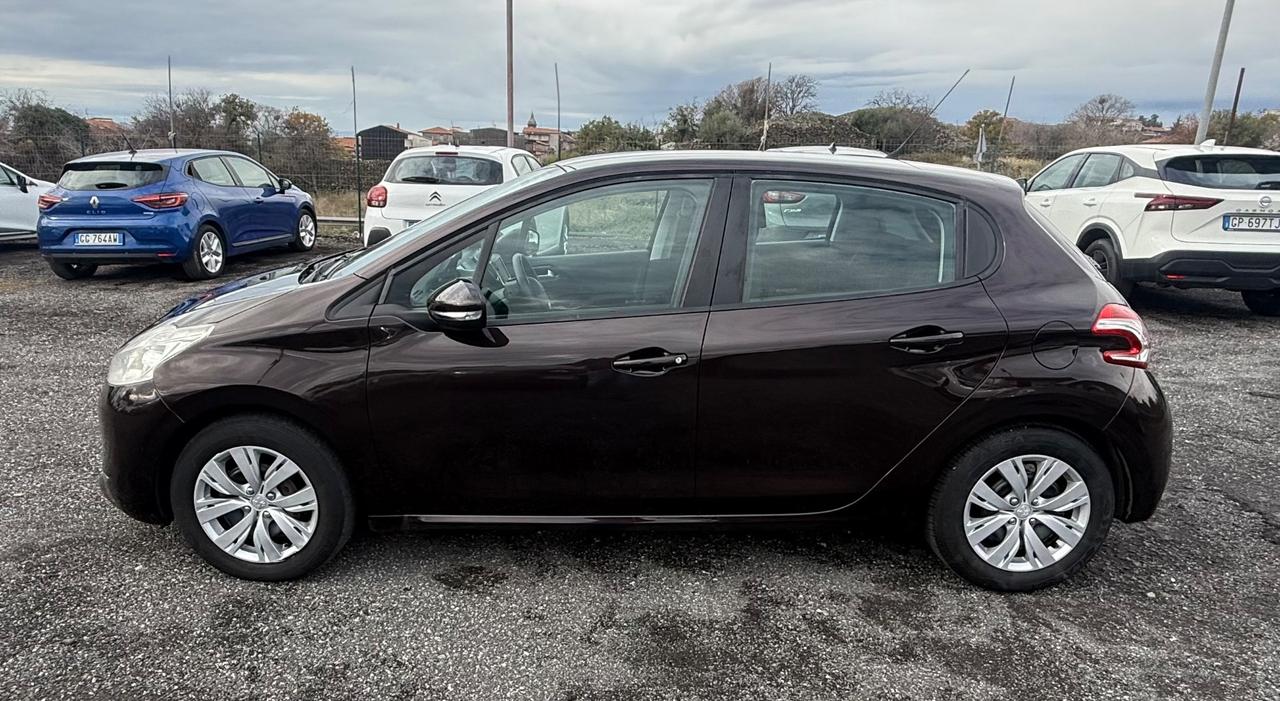 Peugeot 208 1.2 VTi 82 CV 5 porte Active