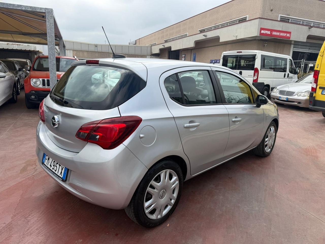 Opel Corsa 1.4 90CV GPL Tech 5 porte Innovation