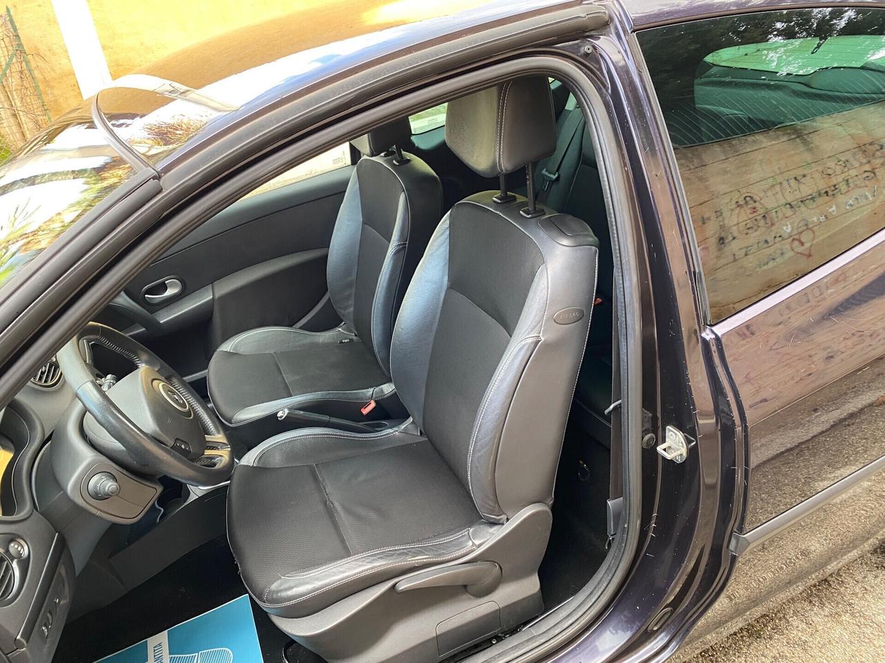 Renault Clio 1.2 16V 75cv 3 porte Confort