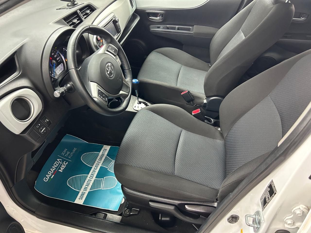 Toyota Yaris 1.5 Hybrid 5 porte Lounge