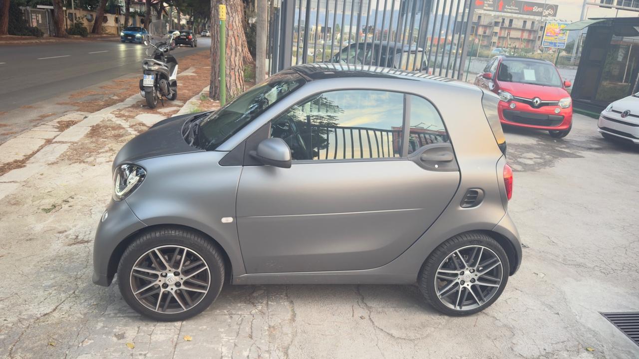 Smart ForTwo 90 0.9 Turbo Allestimento Brabus