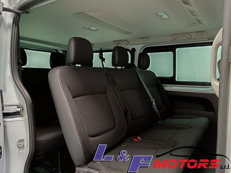 Renault Trafic RENAULT TRAFIC 2.O DCI 9 POSTI PASSO LUNGO