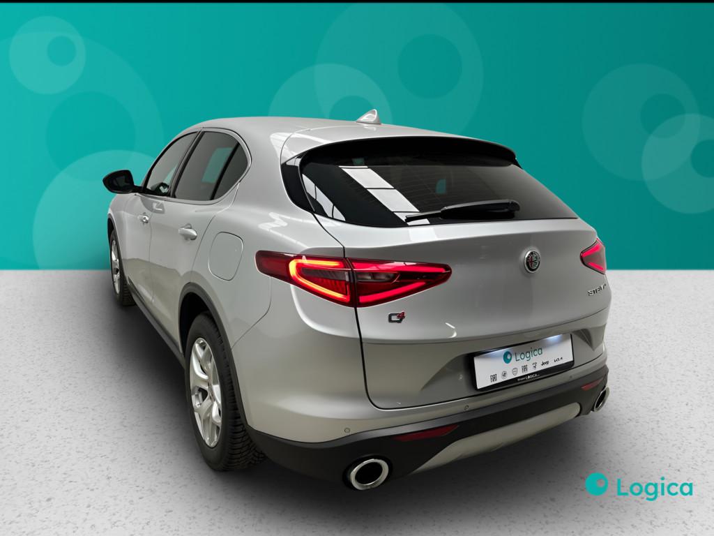 ALFA ROMEO Stelvio 2017 - Stelvio 2.2 t Executive Q4 210cv auto my19