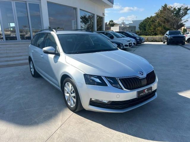 Skoda Octavia Station Wagon 1.6 tdi Executive 115cv dsg