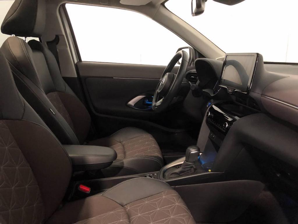 Toyota Yaris Cross 1.5 H Lounge FWD E-CVT
